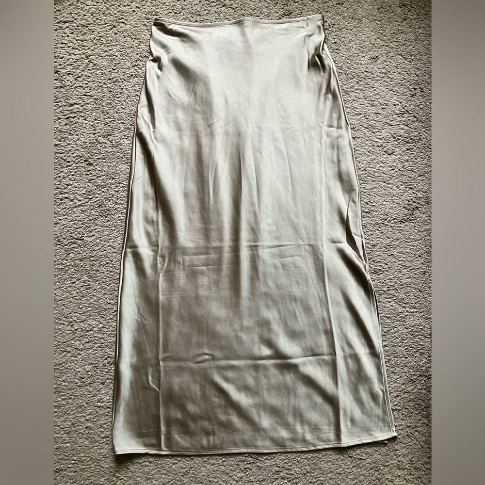 Size Small Old Navy Midi Skirt